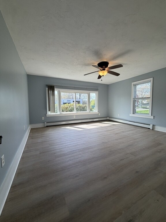 Building Photo - 326 N Main St