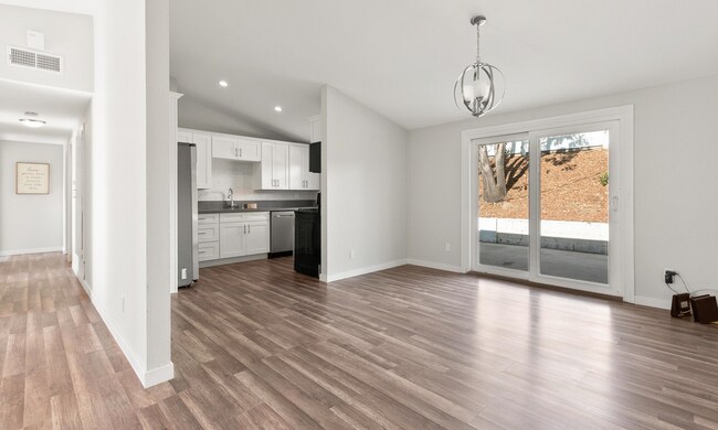 Building Photo - 17138 Sunderland Dr