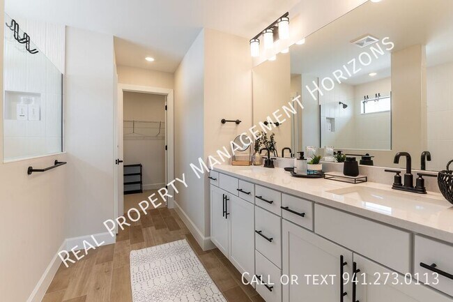 Building Photo - 5756 Silverside Pne Ct