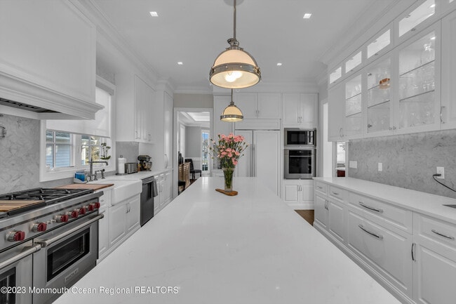 Building Photo - 502 Brighton Ave