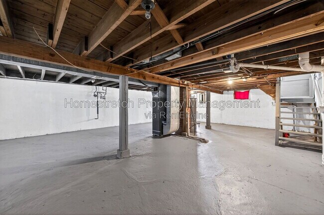 Building Photo - 2309 Gaebler Ave