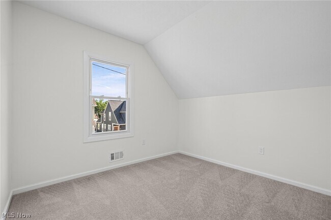 Building Photo - 12028 Wade Park Ave