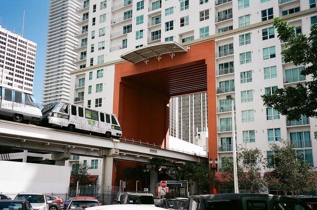 Building Photo - 133 NE 2nd Ave