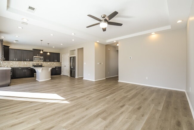 Building Photo - 10558 Worchester St