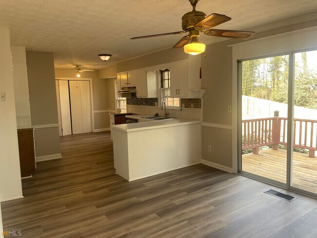 Building Photo - 86 Earle Ct