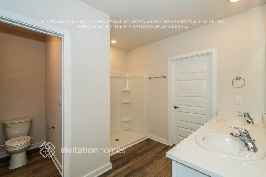 Building Photo - 18307 Wheathouse Pl