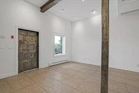 Building Photo - 9009 Riverside Pl