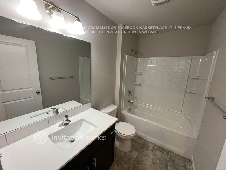 Building Photo - 18409 110th Ave E