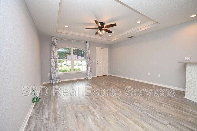 Building Photo - 5662 Tower Palms Ln