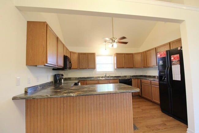 Building Photo - 120 Hollen Mill Ct