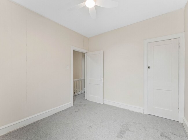 Building Photo - 6558 Limekiln Pike