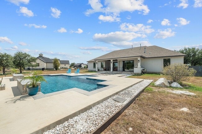 Building Photo - 104 Rolling Hills Ct