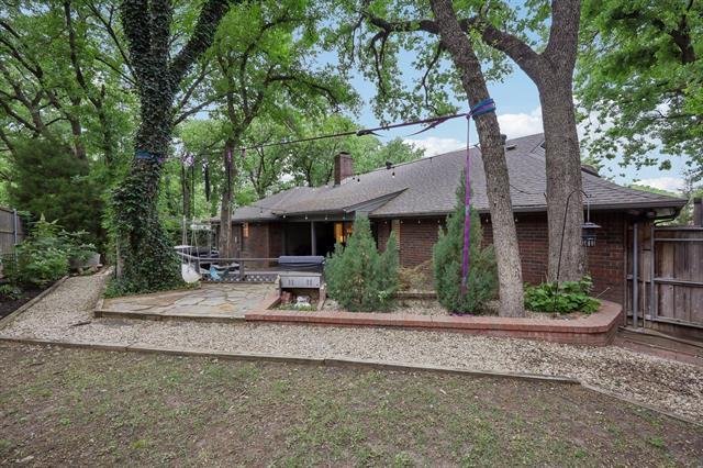 Building Photo - 2161 Steeplewood Dr