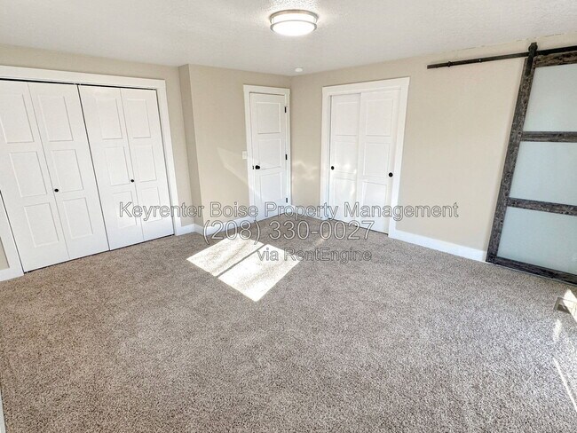 Building Photo - 8605 W Winchester Dr