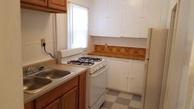 Building Photo - 1 bedroom in Billings MT 59101