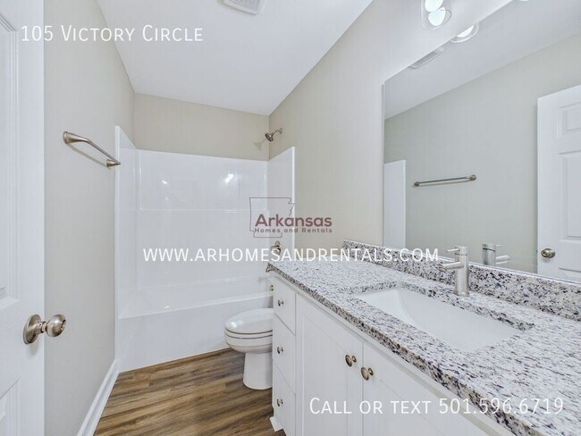 Building Photo - 105 Victory Cir