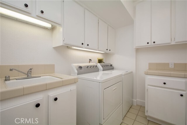 Building Photo - 505 Dahlia Ave