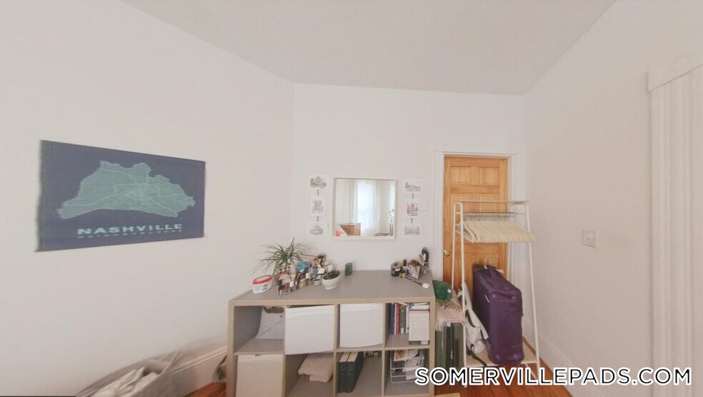 Building Photo - 339 Beacon St