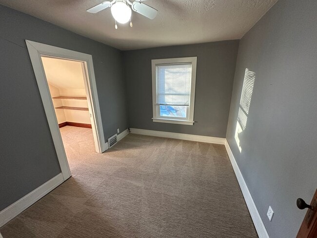 Building Photo - Spacious 4 Bedroom Home Available for Rent in Orange City