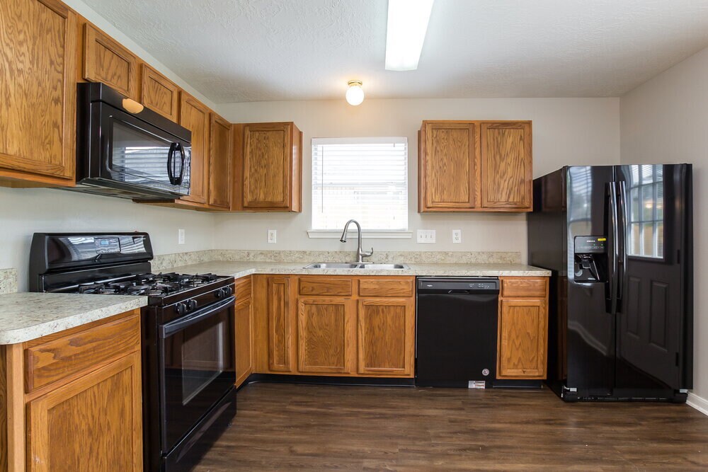Building Photo - 32123 Decker Oaks Dr