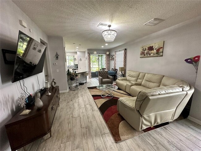 Building Photo - 250 Rustic Loop