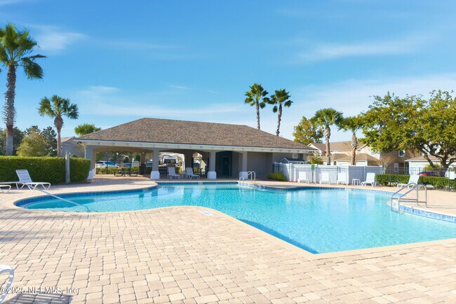 Building Photo - 216 Scrub Jay Dr