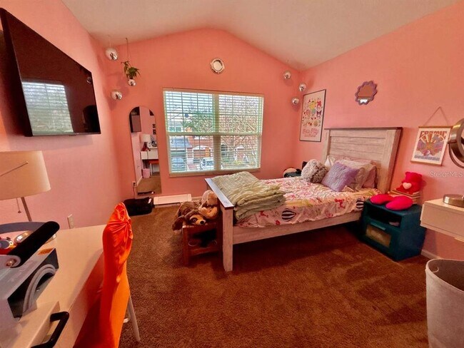 Building Photo - 26618 Castleview Way