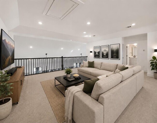 Building Photo - 172 Shady Hl Lp