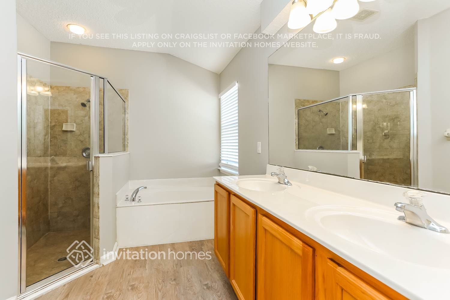 Building Photo - 9220 Hawks Point Dr