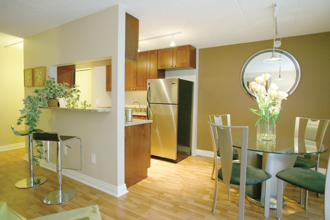 Building Photo - Solaire Senior Living
