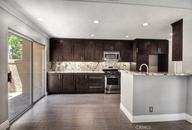 Building Photo - 79 Encantado Canyon