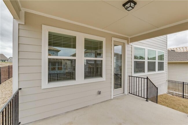 Building Photo - 712 Affazia Ln