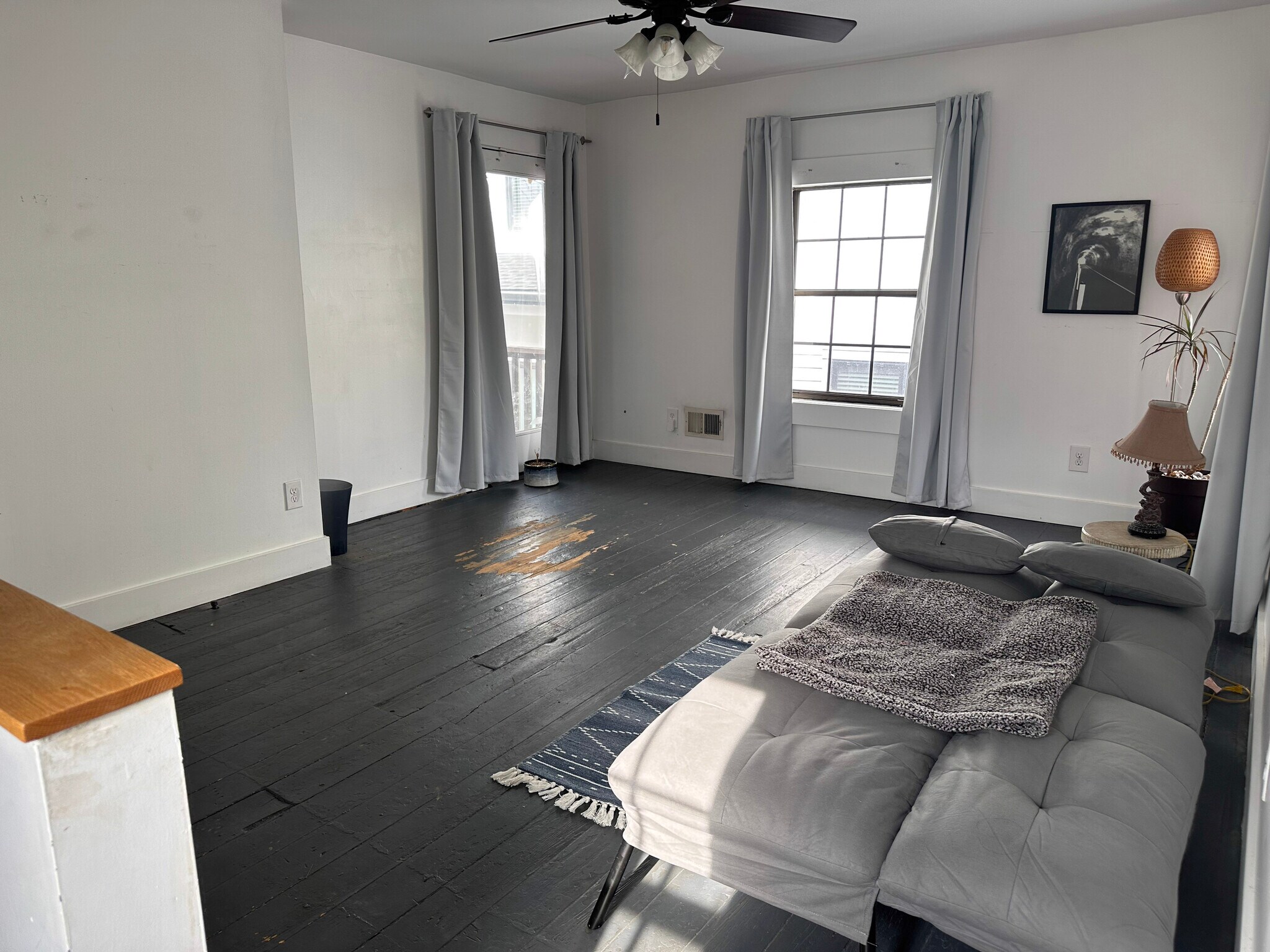 Building Photo - 1163 Say Ave