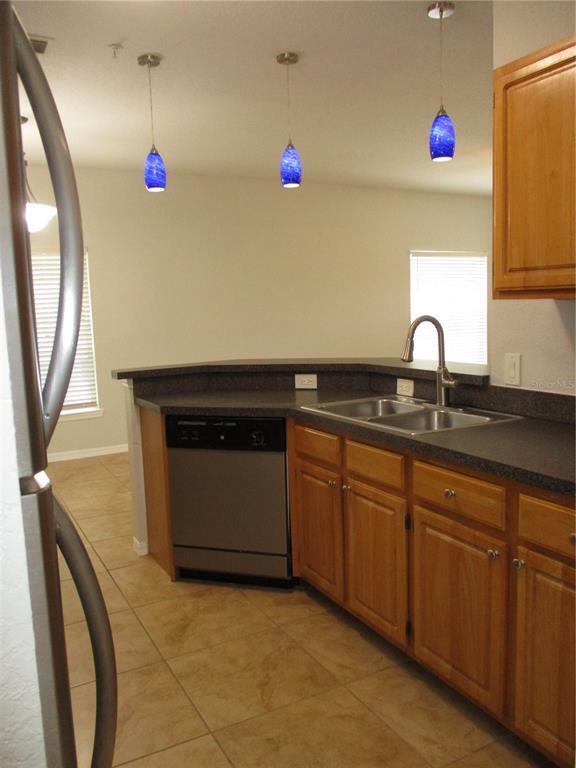 Building Photo - 6055 Westgate Dr