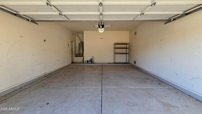 Building Photo - 13586 W Monte Vista Rd