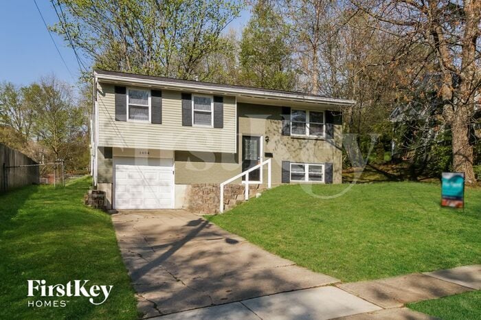 Building Photo - 1494 Meadowbright Ln