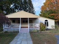 Building Photo - 6 Stock Farm Rd