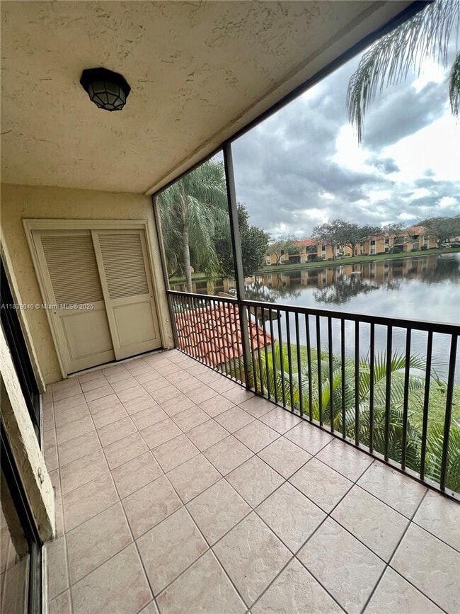 Building Photo - 3858 Coral Tree Cir