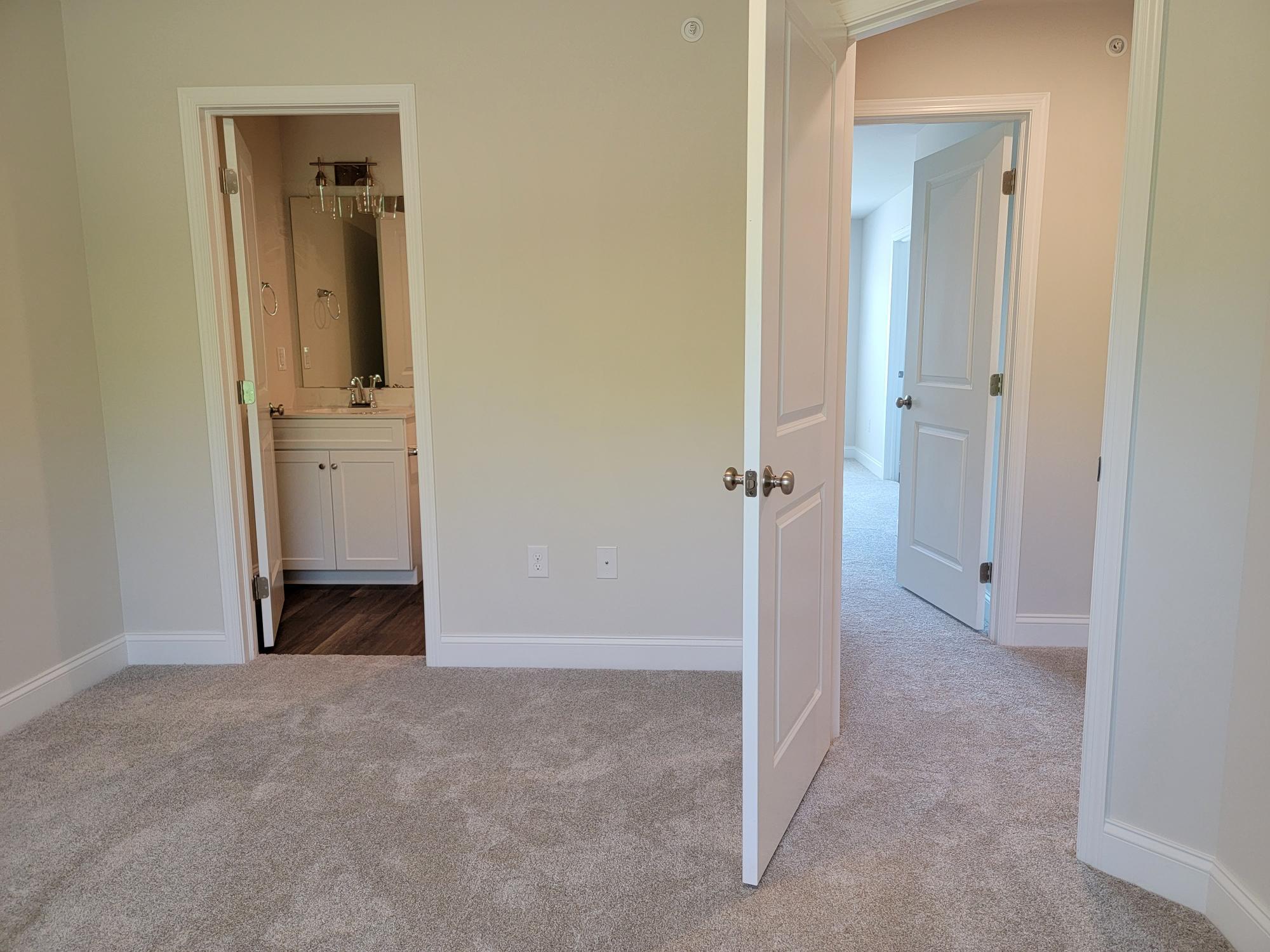 Building Photo - 219 Millard Dr