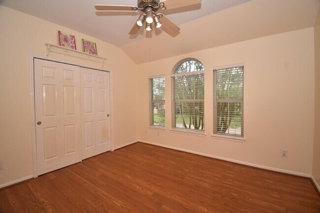 Building Photo - 3810 Buckley Ln
