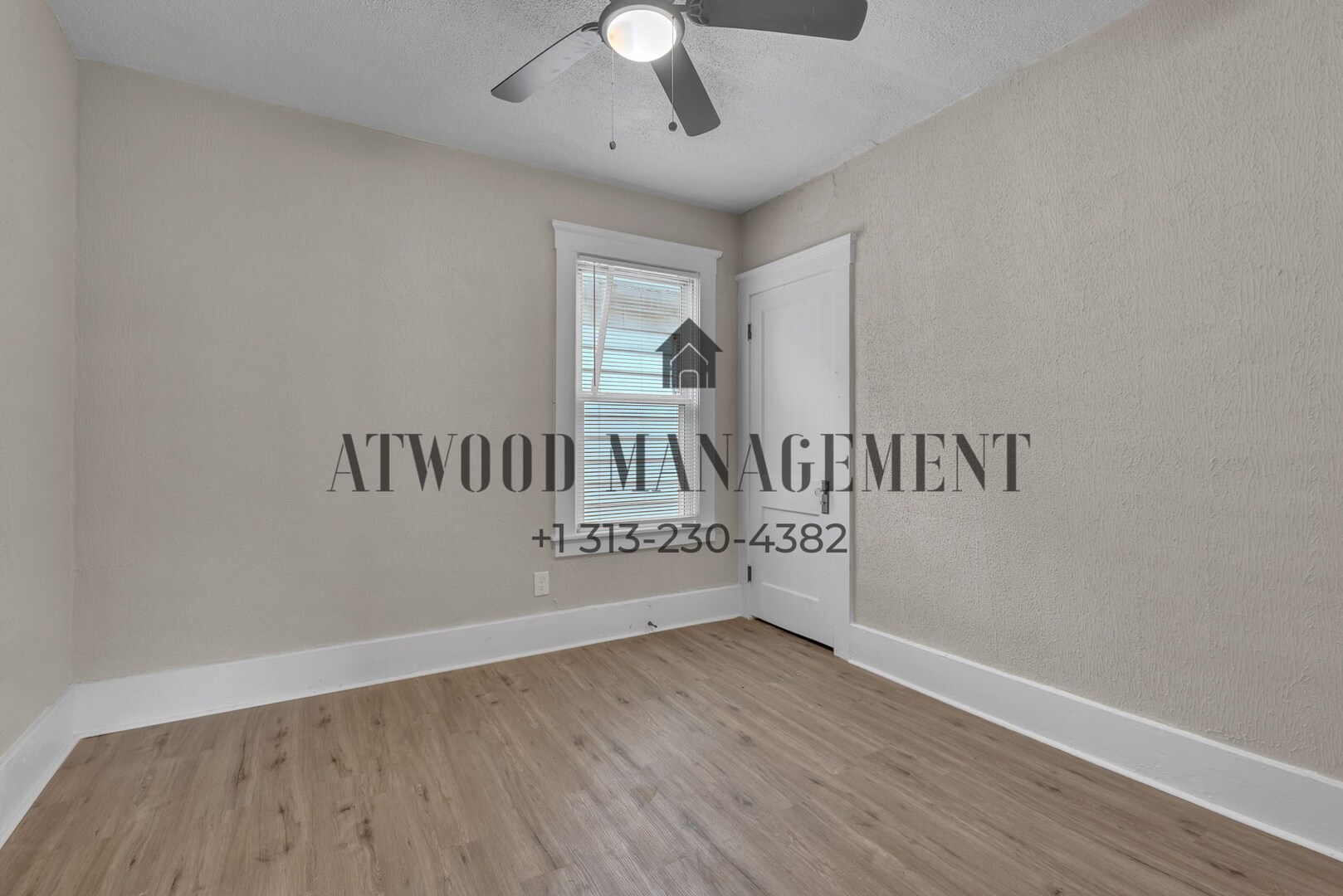 Building Photo - This beautifully updated 3-bedroom, 1-bath single-family home is ready for move-in!