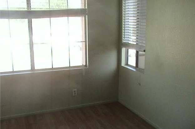 Building Photo - 30097 Shoreline Dr