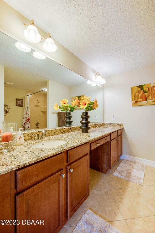 Building Photo - 3801 S Atlantic Ave