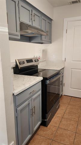 Building Photo - 3900 Camelot St