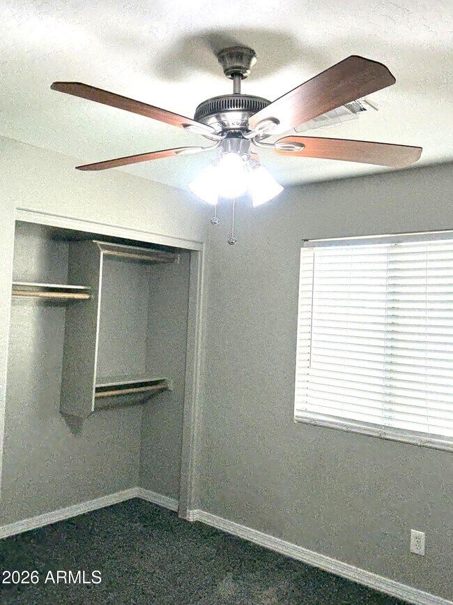 Building Photo - 14869 W Caribbean Ln