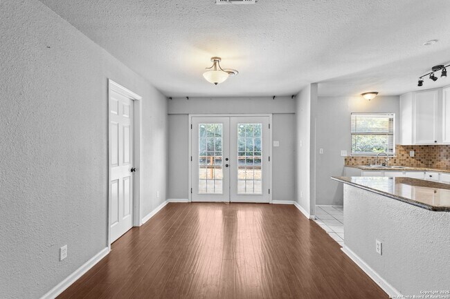 Building Photo - 107 Sabyan Dr