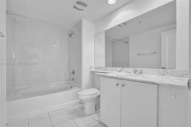 Building Photo - 18800 NE 29th Ave