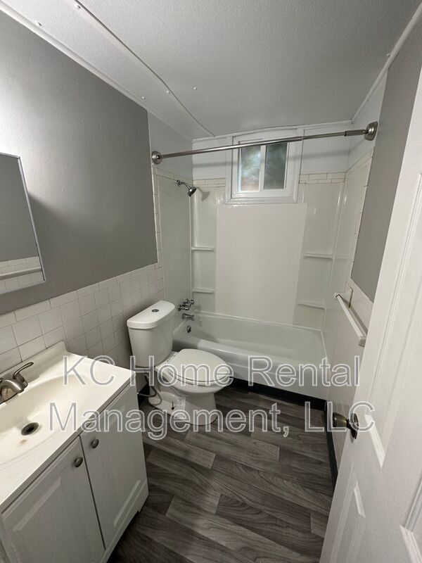 Building Photo - 6500 Ravena Rd