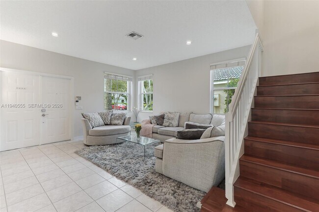 Building Photo - 630 Vista Meadows Dr