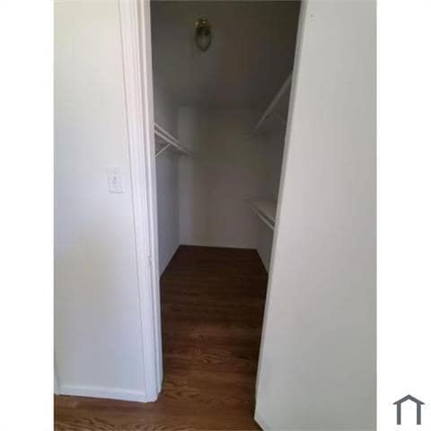 Building Photo - 2045 Laney Dr